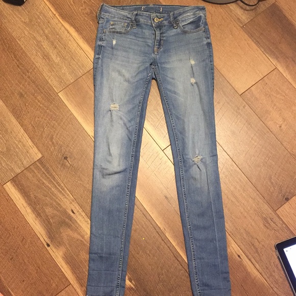 skinny blue Hollister jeans - Picture 2 of 3